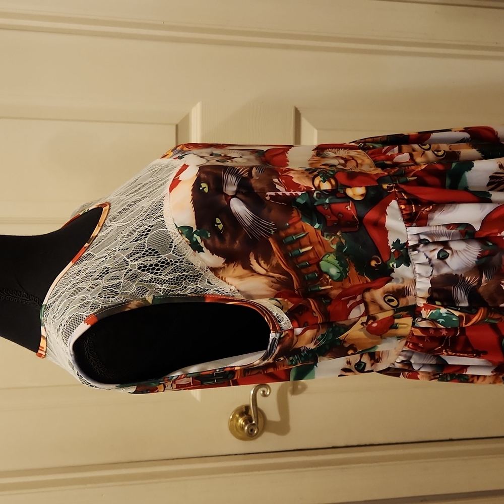 Beautiful, Vibrant Christmas Cat Dress, Size Large ❤️🎅🐱🤶❤️ - Picture 10 of 16